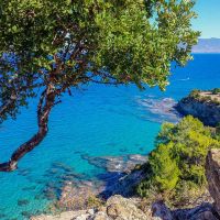 Кипр – это удивительная страна-остров, расположенная в восточной части Средиземноморья Кипр – это удивительная страна-остров, расположенная в восточной части Средиземноморья